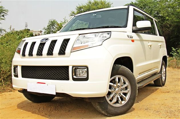 Mahindra TUV300 Automatic Rental